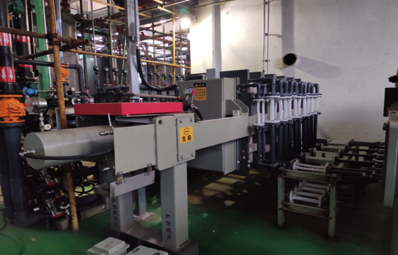 双极膜电渗析用于某化工企业480m3/d回收有机酸工程